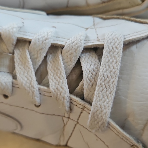 White Nike Shoes - Picture 5 of 11